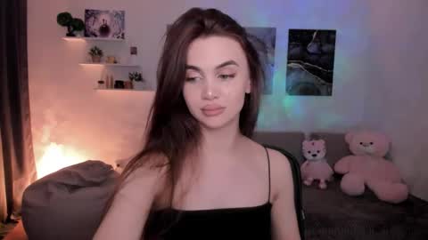 Snapshot of mellifluoustess chatting on 8, 6, 2026 Tessa online show from 8, 6, 2026