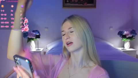 Mellina online show from 4, 3, 2026