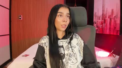 Snapshot of mellove_ chatting on 5, 5, 2026 Mel online show from 5, 5, 2026