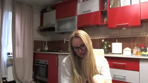 Melly online show from 25, 3, 2026