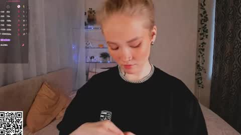 Snapshot of melodievejar chatting on 5, 6, 2026 melodievejar online show from 5, 6, 2026