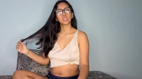 Snapshot of melody24_ chatting on 25, 5, 2026 melody24_ online show from 25, 5, 2026
