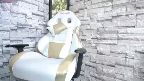 MELODY  HILS online show from 13, 1, 2025