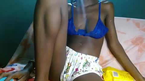 mely online show from 23, 11, 2025