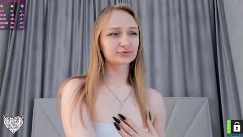 Snapshot of memento_mary chatting on 9, 3, 2025 The princess of your dreams online show from 9, 3, 2025