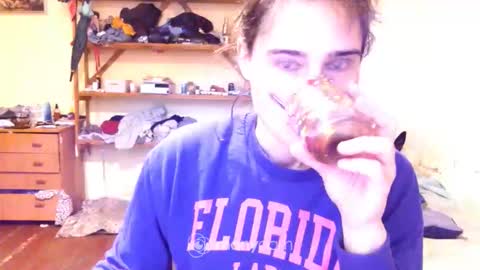 Snapshot of memorningdew chatting on 28, 9, 2025 Yummygirl online show from 28, 9, 2025