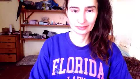 Snapshot of memorningdew chatting on 26, 10, 2025 Yummygirl online show from 26, 10, 2025