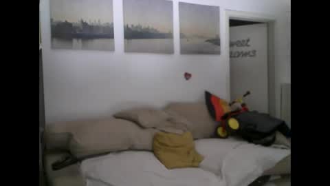 Snapshot of menace2dennis chatting on 8, 6, 2026 Dennis2Menace online show from 8, 6, 2026