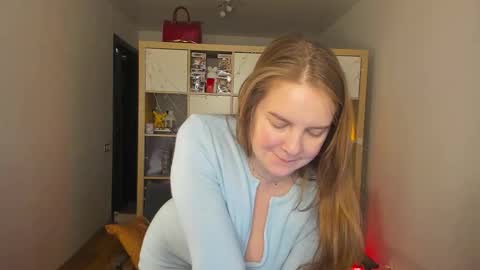 Snapshot of meow_k1tty chatting on 12, 2, 2026 Flora Next stream November 17th at 6 GMT online show from 12, 2, 2026