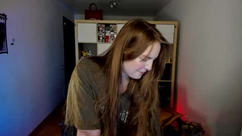 Flora  Next stream November 17th at 6  GMT online show from 10, 4, 2026