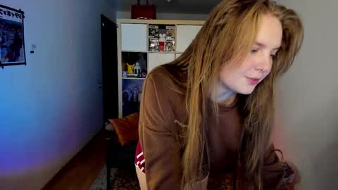 Flora  Next stream November 17th at 6  GMT online show from 12, 5, 2026