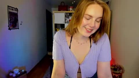 Snapshot of meow_k1tty chatting on 26, 6, 2026 Flora Next stream November 17th at 6 GMT online show from 26, 6, 2026