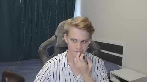 Mickey online show from 19, 10, 2025