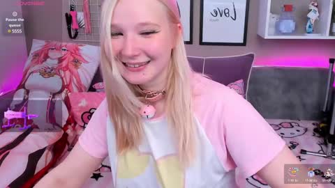 MeowkaKitty online show from 8, 3, 2025