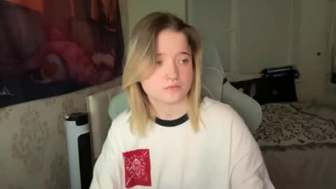 meowme online show from 1, 1, 2025