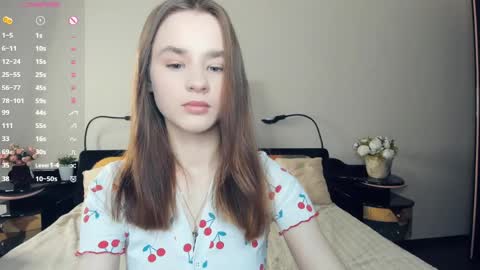 Julie online show from 14, 4, 2026