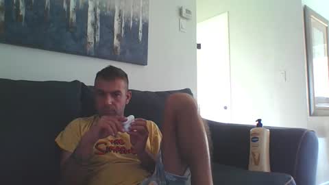 Mercedes190d online show from 30, 11, 2025