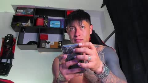 Neith online show from 1, 10, 2025