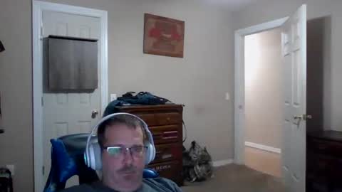 Snapshot of mercer1977 chatting on 25, 10, 2025 mercer1977 online show from 25, 10, 2025