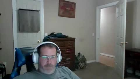 Snapshot of mercer1977 chatting on 4, 11, 2025 mercer1977 online show from 4, 11, 2025