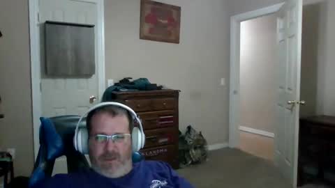 Snapshot of mercer1977 chatting on 6, 11, 2025 mercer1977 online show from 6, 11, 2025