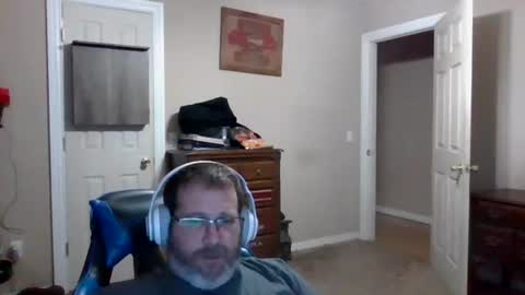 Snapshot of mercer1977 chatting on 15, 12, 2025 mercer1977 online show from 15, 12, 2025