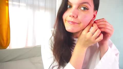 Miya online show from 18, 2, 2026