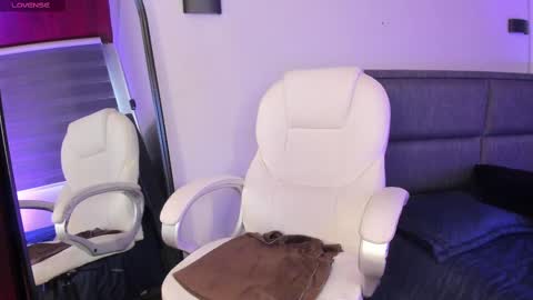 Merida  online show from 19, 2, 2025