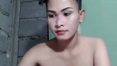 Snapshot of merietiny chatting on 8, 2, 2025 merietiny online show from 8, 2, 2025