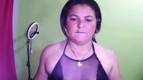 Snapshot of merlis0x chatting on 5, 11, 2025 merlis0x online show from 5, 11, 2025