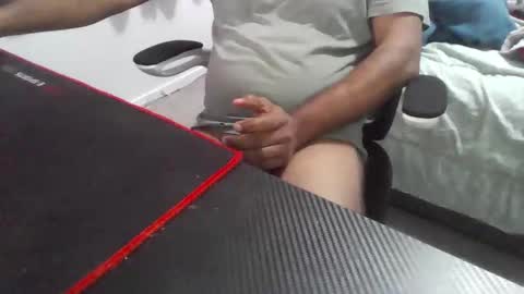 Snapshot of meshneo chatting on 12, 10, 2025 meshneo online show from 12, 10, 2025