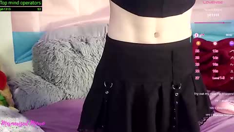 mesmerized_mowo online show from 12, 9, 2025