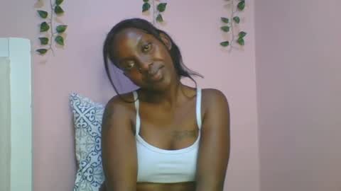 Snapshot of messyluna chatting on 22, 6, 2026 meggy and bree online show from 22, 6, 2026