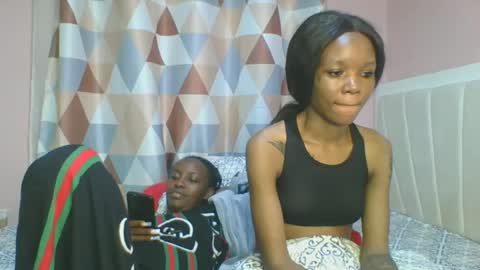 Snapshot of messyluna chatting on 24, 6, 2026 meggy and bree online show from 24, 6, 2026