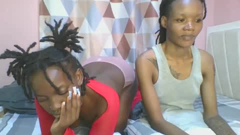Snapshot of messyluna chatting on 14, 7, 2026 meggy and bree online show from 14, 7, 2026
