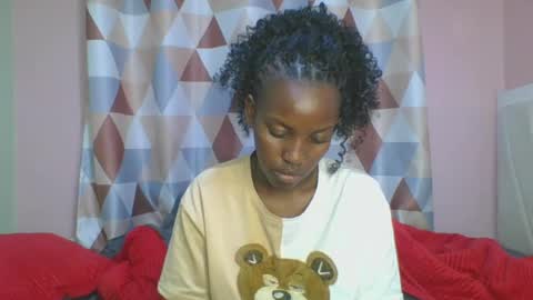 Snapshot of messyluna chatting on 1, 8, 2026 meggy and bree online show from 1, 8, 2026