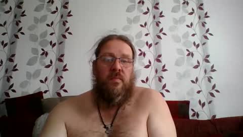 Snapshot of metallbuddy chatting on 11, 9, 2025 ask me online show from 11, 9, 2025