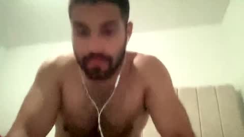 Snapshot of meteoronfire chatting on 27, 10, 2025 Meteoro online show from 27, 10, 2025