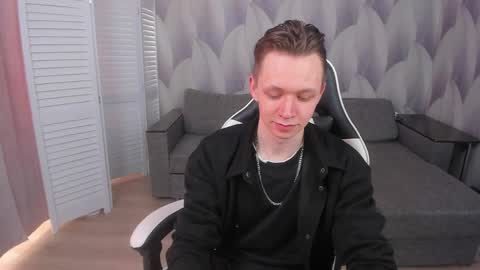 Snapshot of meverik_oushen chatting on 11, 4, 2026 MEVERIK OUSHEN online show from 11, 4, 2026