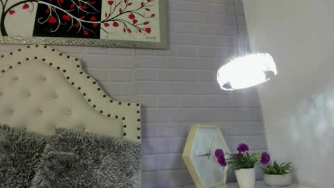 Snapshot of meybaldini chatting on 12, 9, 2025 Mey Cute online show from 12, 9, 2025