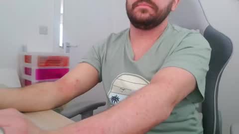 Snapshot of mg_of chatting on 27, 11, 2025 mg-of online show from 27, 11, 2025