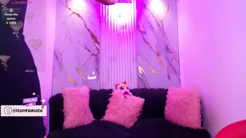 Snapshot of mhia_kate chatting on 5, 2, 2026 Mhia Kate online show from 5, 2, 2026