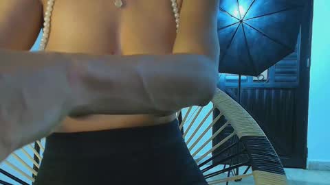 Mulata Spencer online show from 10, 11, 2025