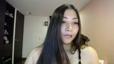 Snapshot of mia_112022 chatting on 20, 12, 2024 Mia zoe online show from 20, 12, 2024