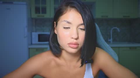 Snapshot of mia___lunaa chatting on 23, 9, 2025 Mia online show from 23, 9, 2025