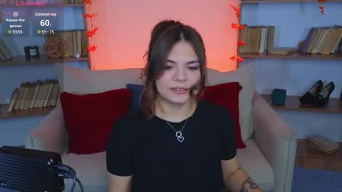 Snapshot of mia__moon__ chatting on 29, 9, 2025 Mia online show from 29, 9, 2025