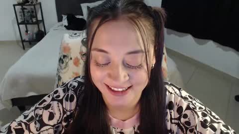 mia online show from 16, 12, 2024