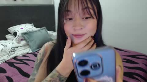 mia online show from 8, 1, 2025