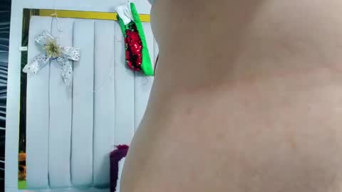 Snapshot of mia_and_lion chatting on 17, 12, 2024 Dreams Couple online show from 17, 12, 2024