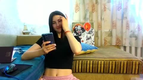 mia_beauti_live online show from 4, 6, 2026